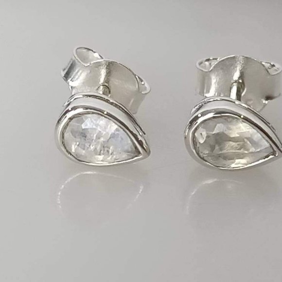 Genuine Moonstone Gemstones SOLID 925 SILVER Pear/Teardrop/Leaf Stud Earrings - Picture 7 of 10